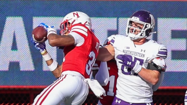 tommi-hill-interception-2q-2023-nebraska-vs-northwestern-football